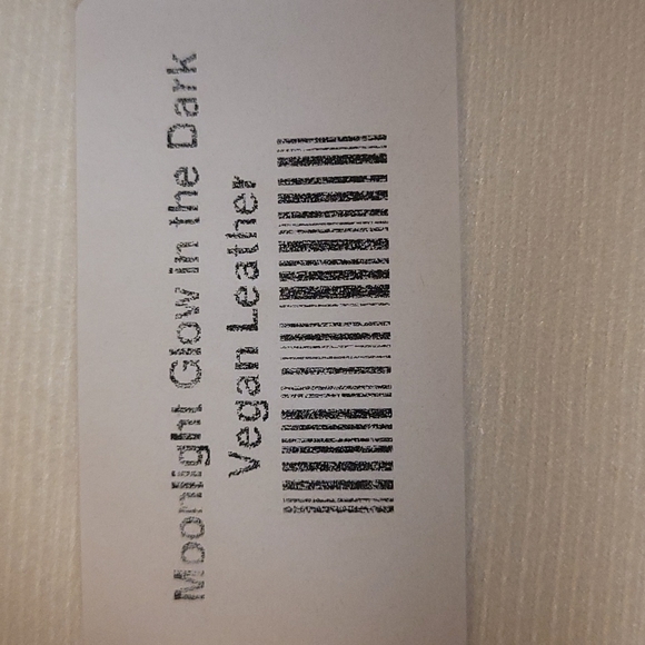 3 Glow in the Dark Faux Leather Sheets and 1 Non Glow - Picture 6 of 8